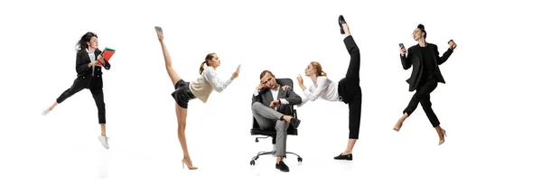 Uppsättning känslomässiga kontorsarbetare hoppa och dansa isolerad på vit bakgrund. Affärer, rörelse, invandringskoncept. Kreativt kollage. — Stockfoto