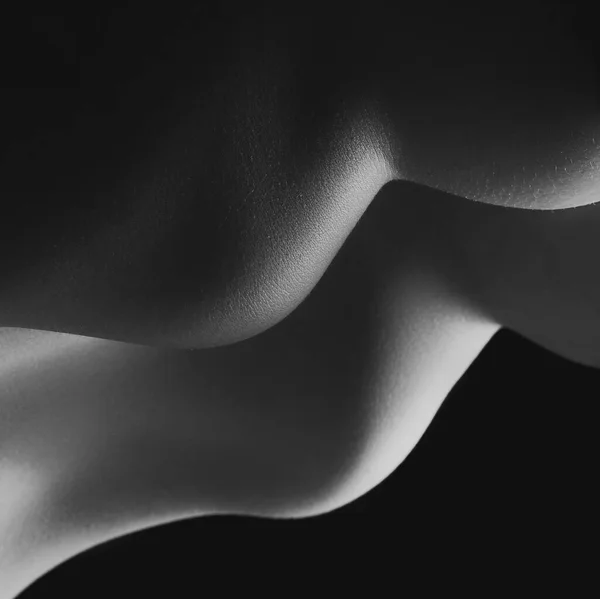 Black and white image of female parts of body. Art, beauty, aspiration. Skincare, bodycare, healthcare, hygiene and medicine concept. Ribs and breast — Stock Photo, Image