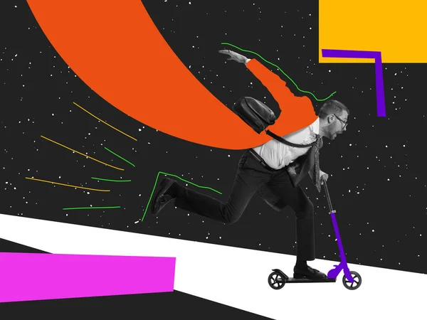 Hedendaagse kunst collage. Ideeën, vintage, retro stijl, verbeelding. Jonge zakenman bevrijdt scooter op abstracte achtergrond met tekeningen. Moderne mode en vintage — Stockfoto