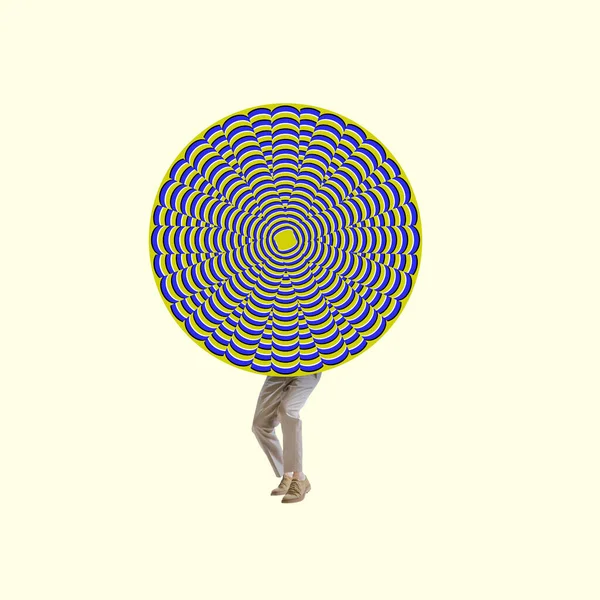 現代美術のコラージュ。光錯視のデザインサークルで男を踊る代わりに人生のイベントのサイクルを象徴する頭。光錯視の概念 — ストック写真