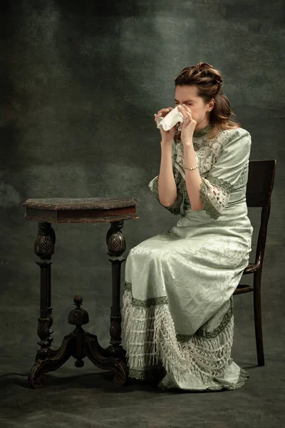Łzy Smutek Ból Konceptualny Portret Młodej Uroczej Dziewczyny Obraz Średniowiecznej — Zdjęcie stockowe