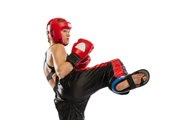 Boxer Feminino Close Luvas Boxe Treinamento Capacete Isolado Fundo Branco — Fotografia de Stock