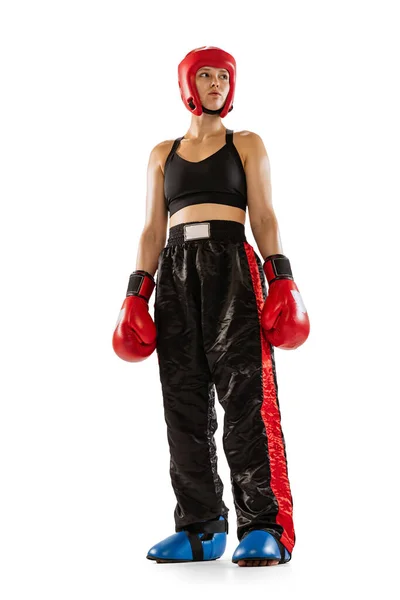 Parece Concentrado Retrato Boxeador Profissional Feminino Equipamentos Proteção Esportiva Posando — Fotografia de Stock