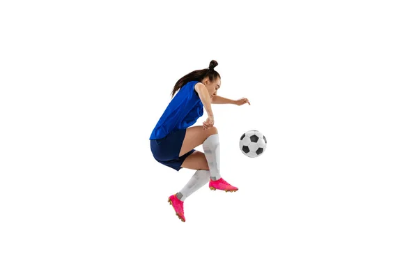 Saltando Estudio Tiro Fútbol Femenino Joven Entrenamiento Jugador Fútbol Aislado — Foto de Stock