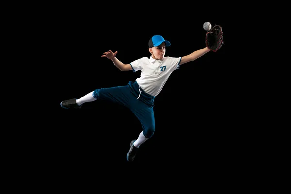Наступальний Гравець Динамічний Портрет Маленького Бейсболіста Пітчера Синьо Білій Формі — стокове фото