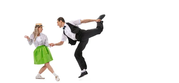 Ausdrucksstarkes Tanzpaar Vintage Retro Outfits Das Isoliert Auf Weißem Hintergrund — Stockfoto