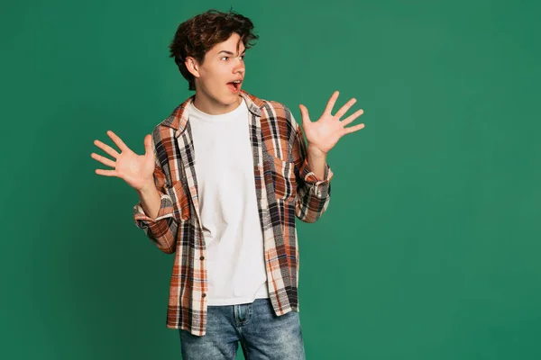 Wow Surprise Portrait Expressive Young Boy Teen Casual Style Clothes — Fotografia de Stock