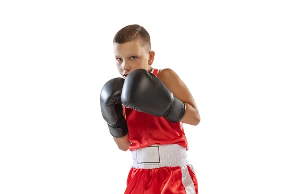 Портрет Активного Мальчика Начинающего Боксера Спортивных Перчатках Красной Форме Бокса — стоковое фото
