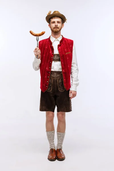 Fröhlicher Mann Traditionellem Bayerischem Oder Deutschem Outfit Mit Großem Bierglas — Stockfoto