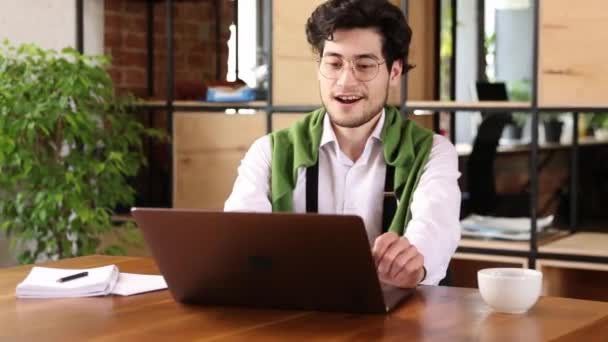 Young Man Freelancer Working Laptop Computer Home Office Smiling Student — Αρχείο Βίντεο