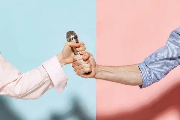 Reciprocity Relationship Closeup Male Female Hands Holding Microphone Isolated Blue — Foto Stock