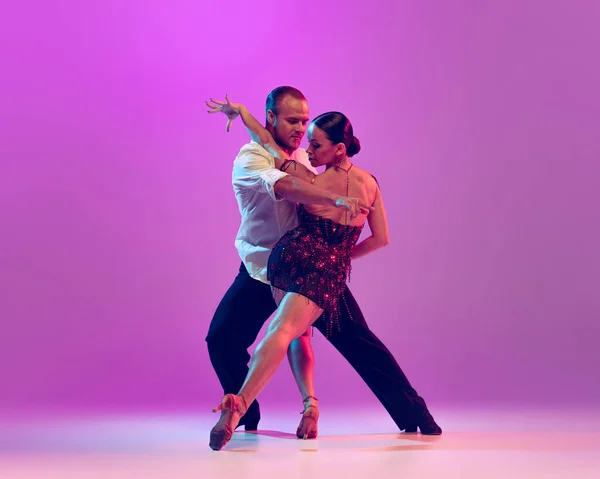 Elegance Two Young Graceful Dancers Wearing Stage Outfits Dancing Ballroom — Stockfoto