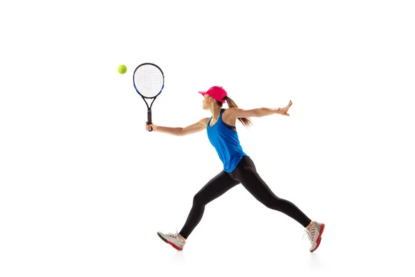 Энергия Энергия Молодая Спортивная Женщина Теннисистка Играющая Теннис Белом Фоне — стоковое фото