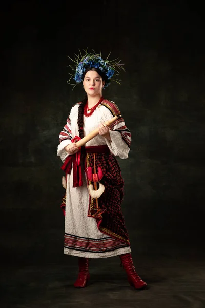 Freedom Independence Art Portrait Beautiful Woman Wearing Traditional Folk Ukrainian — Φωτογραφία Αρχείου