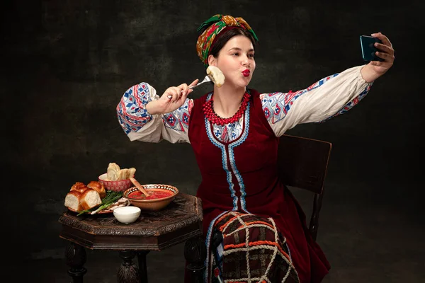 Expressive Young Woman National Traditional Folk Ukrainian Attire Isolated Dark —  Fotos de Stock
