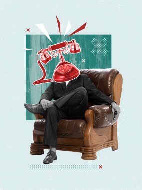 Önemli bir telefon. Koltukta oturan şık takım elbiseli adam. Çağdaş sanat kolajı. Eski moda, müzik, eski ve modernlik kavramı. Sürrealizm. Harika satışlar, flaş haber.