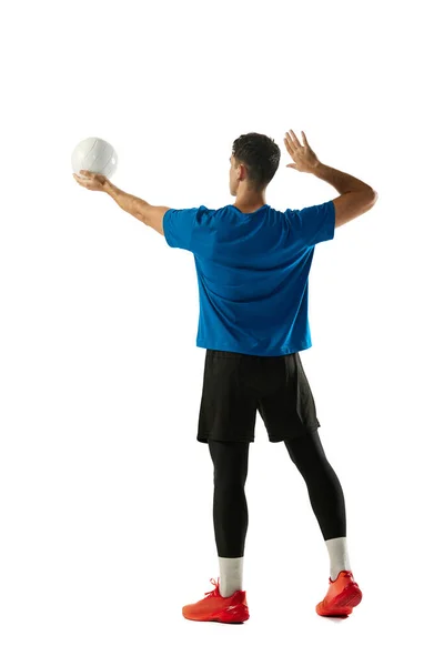Serveren Mannelijke Professionele Volleybalspeler Sportuniform Training Met Bal Geïsoleerd Witte — Stockfoto