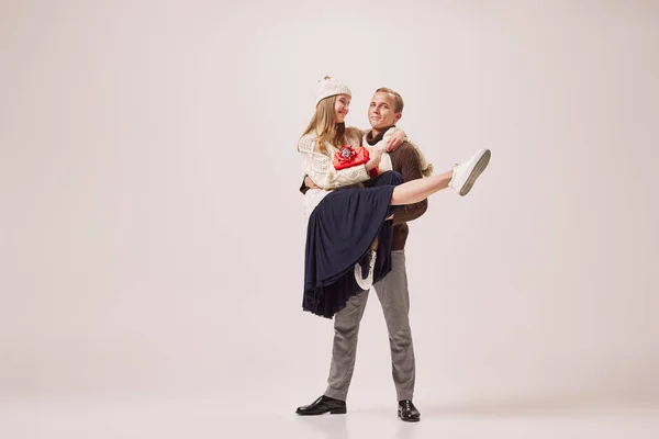 부드러움 융통성 댄서들 커플들 상자와 있습니다 크리스마스 2023 — 스톡 사진