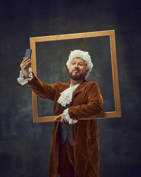 Vintage Porträt Eines Jungen Mannes Braunem Vintage Anzug Und Weißer — Stockfoto