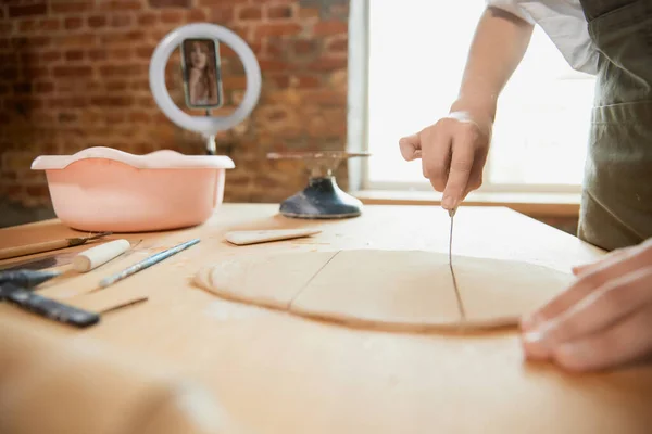 Clay Modeling Process Learning Basics Pottery Cropped Image Female Pottery — Stock Photo, Image