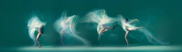 Легкость Невесомость Гибкий Красивый Балетный Танцор Танцует Изолированно Голубом Фоне — стоковое фото