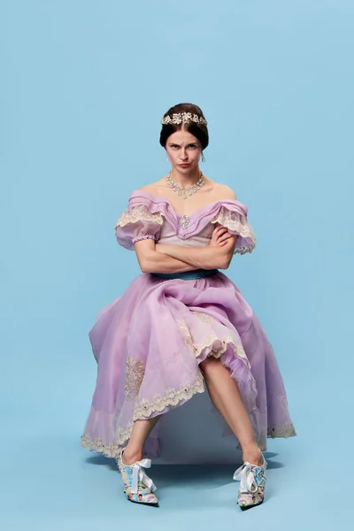 Resentment Emotional Girl Lilac Color Medieval Dress Young Queen Princess — Stock Photo, Image