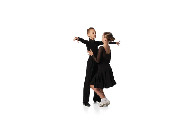 Ballerini Junior Due Bambini Ragazza Età Scolare Ragazzo Costume Palcoscenico — Foto Stock
