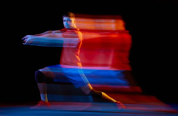 Enerji Güç Spor Voleybol Oynayan Profesyonel Voleybol Oyuncusu Karanlık Arka — Stok fotoğraf