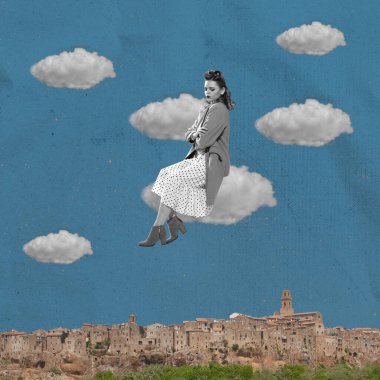 Rüya görüyordum. Ruh hali değişiyor. Çağdaş sanat kolajı. Mavi arka planı bulutlu bir kadın yüzü. Rüya görüyordum. Yaratıcılık kavramı, hayal gücü, retro stil tasarımı, iç dünya, psikoloji, duygular