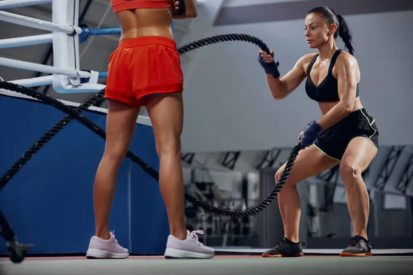 Training Ropes Sportive Young Women Wearing Sports Uniform Workout Sports — Stock Photo, Image