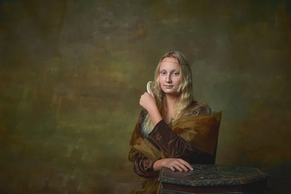 Porträt Eines Jungen Mädchens Als Mona Lisa Bild Posiert Über — Stockfoto