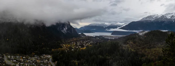 Britanya Kolumbiyası Kanada Daki Crumpit Dağı Yürüyüşünden Güzel Bir Manzara — Stok fotoğraf