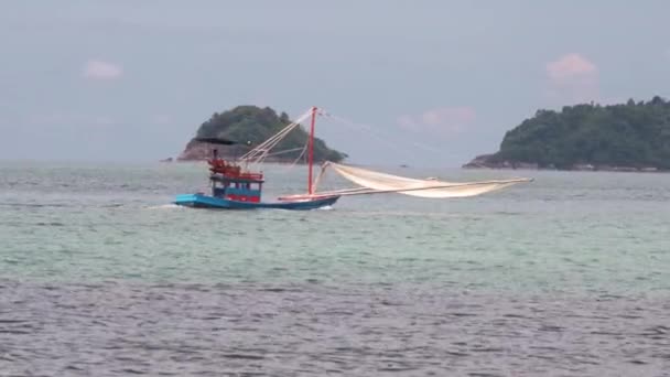 Необитаемый тропический остров в Таиланде — стоковое видео