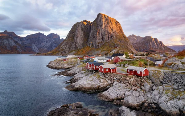 Hamnoy Lofoten eilanden Noorwegen. Herfst — Stockfoto