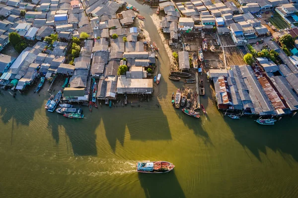 Aerial View Fishing Boat Speeding Fisherman Village Pak Nam Sichon — Stock Photo, Image