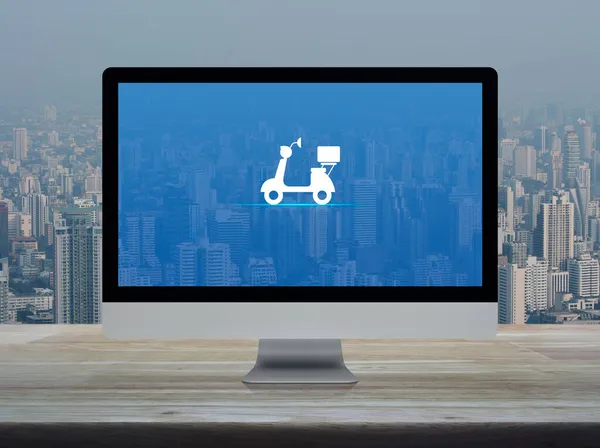 Masaüstü Modern Bilgisayar Ekranındaki Motosiklet Yassı Simgesi Ofis Kulesi Üzerindeki — Stok fotoğraf