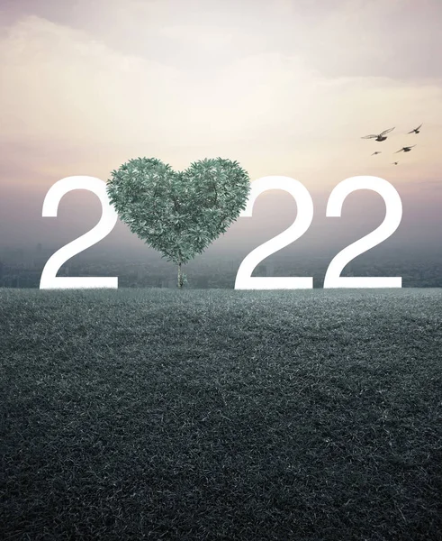 Green Tree Shape Heart Love 2022 White Text Green Grass — Stock Photo, Image