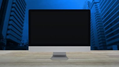 Banka düz kutsal kişilerin resmi üstünde okul sırası modern bilgisayar monitör ekranında office şehir kule ve gökdelen, online kavramı bankacılık iş üzerinde ahşap masa