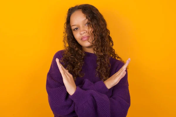 Woman Wearing Purple Sweater Standing Yellow Background Has Rejection Angry — Stock Photo, Image