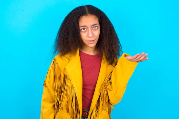Studio Shot Frustrated African American Teenager Girl Afro Hair Style — Stockfoto