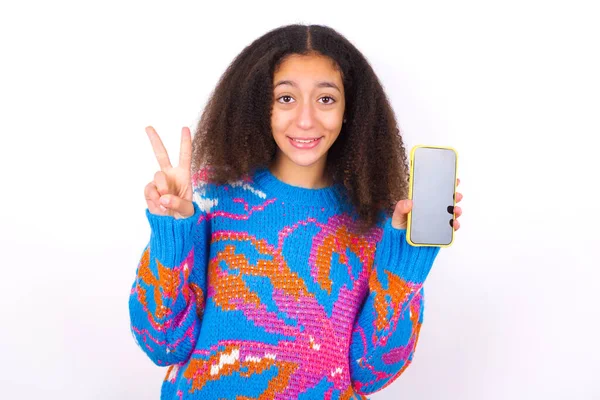 African American Tonåring Flicka Med Lockigt Hår Afro Stil Bär — Stockfoto