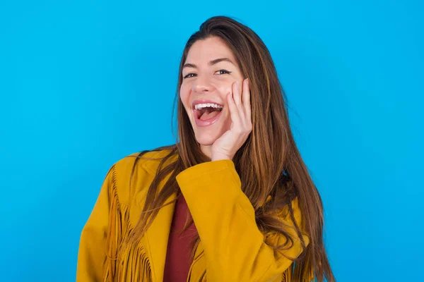 Shocked Astonished Young Beautiful Woman Wearing Jacket Blue Studio Background — Stock Photo, Image