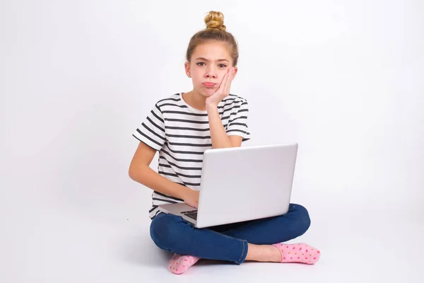 Sad Lonely Beautiful Caucasian Teen Girl Sitting Laptop Lotus Position — Stock Photo, Image