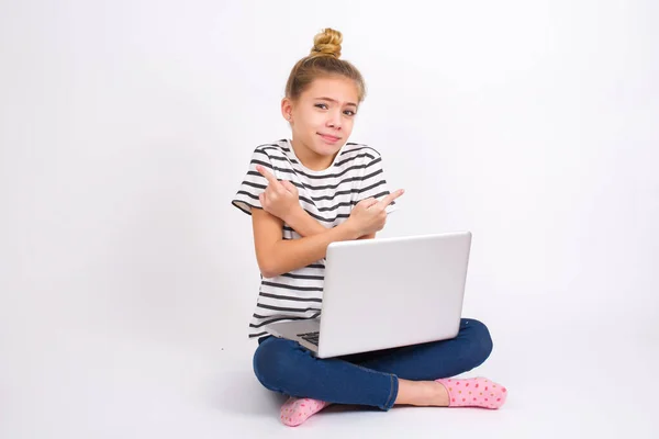 Beautiful Caucasian Teen Girl Sitting Laptop Lotus Position White Background — Stock Photo, Image