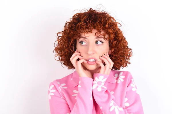 Terrified Young Redhead Girl Wearing Pink Floral Shirt White Background — Stock Photo, Image
