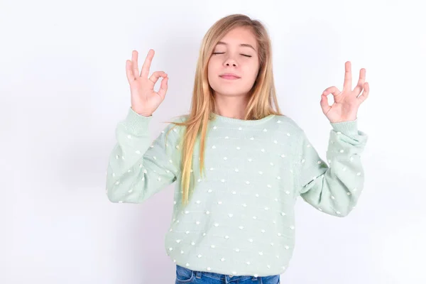 Little Caucasian Kid Girl Relax Smiling Eyes Closed Doing Meditation — Stock Photo, Image