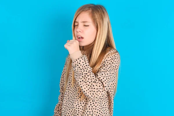 Caucasian Kid Girl Feeling Unwell Coughing Symptom Cold Bronchitis Healthcare — Stock Photo, Image