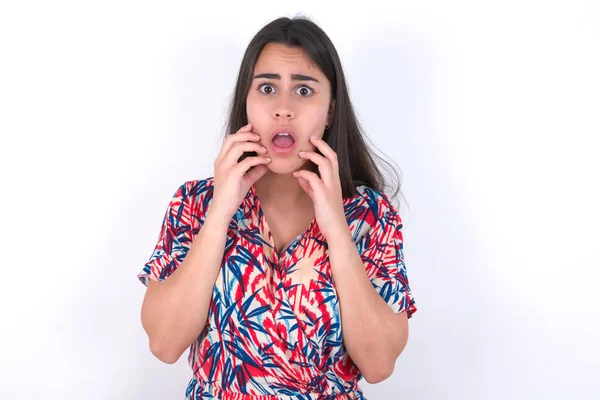 Speechless Girl Keeps Hands Opened Mouth Reacts Shocking News Stares — Stock Photo, Image