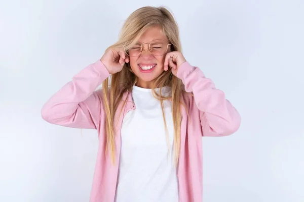 Blonde Little Girl Wearing Pink Jacket Glasses White Background Suffering — Stock Photo, Image