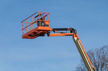 yüksek hidrolik sepet yüksek vinç asansörü gökyüzü